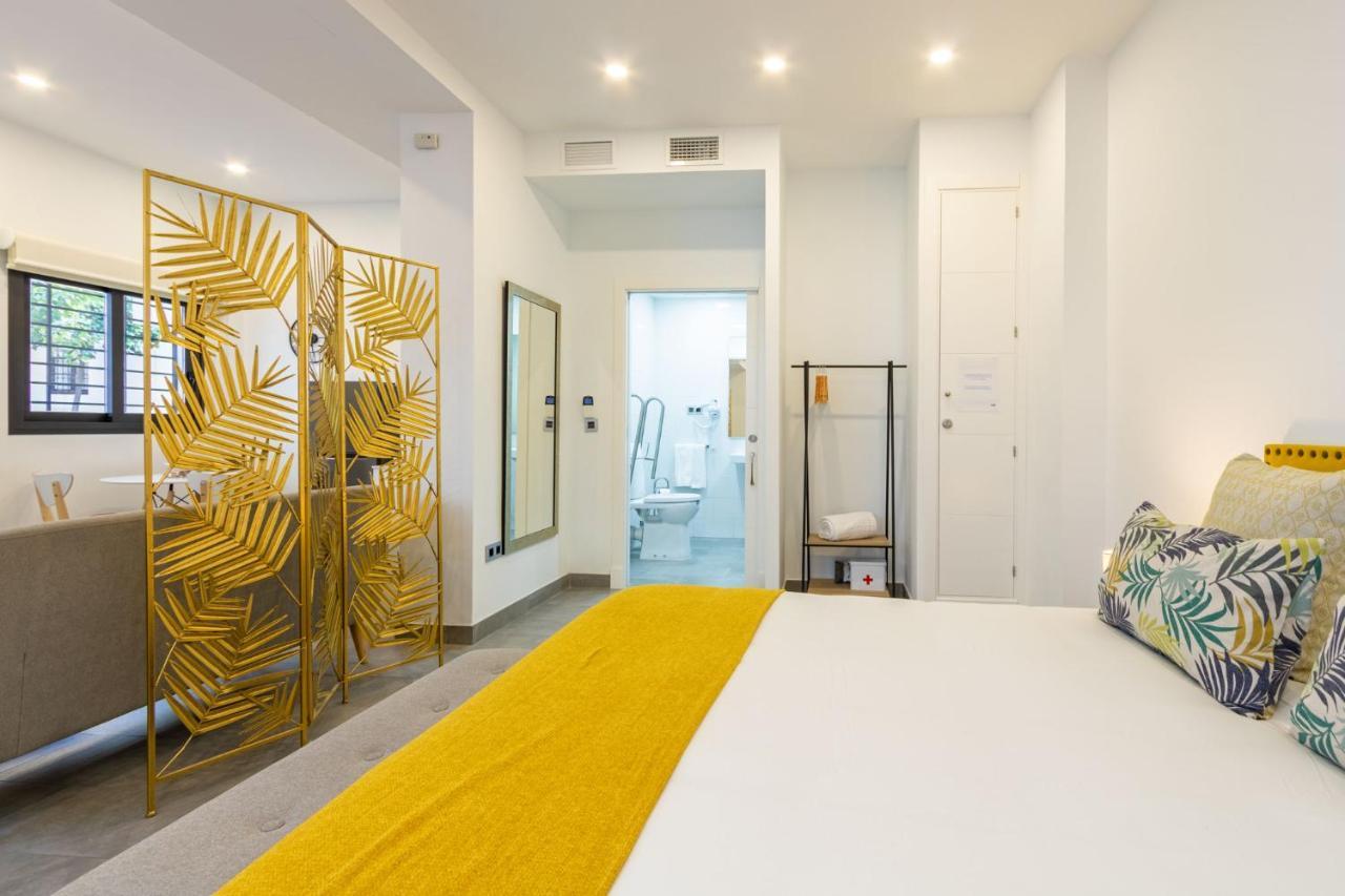 Nine O'Clock Castellar By Valcambre Apartment Seville Exterior photo
